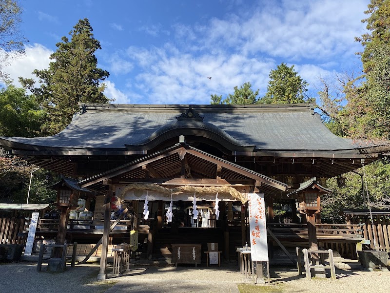 大和神社