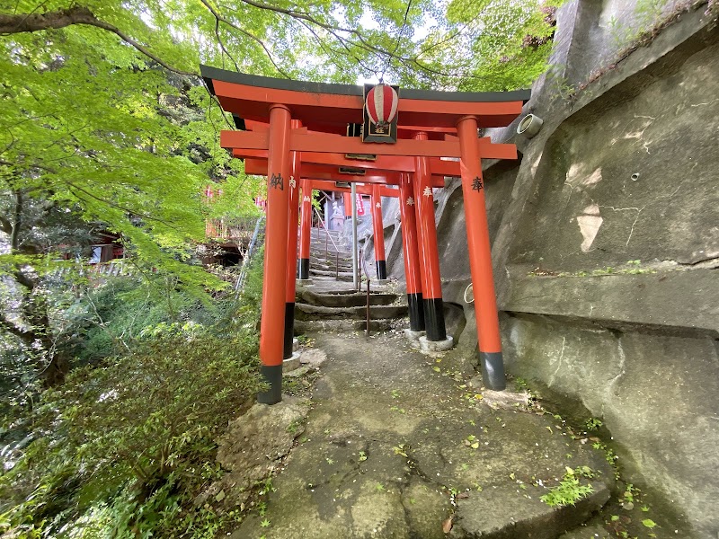 音次郎稲荷神社