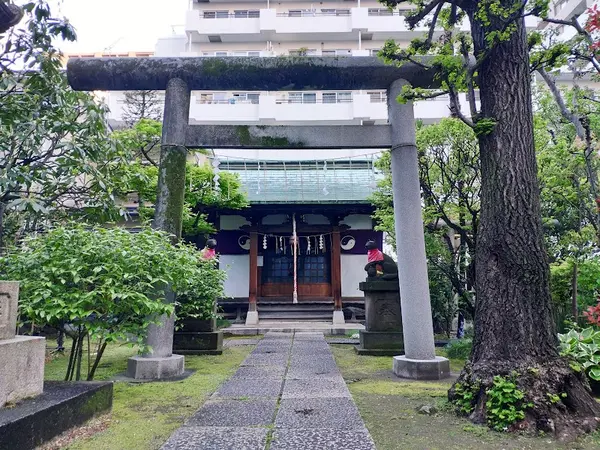 於岩稲荷田宮神社