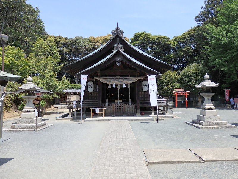 戸明神社