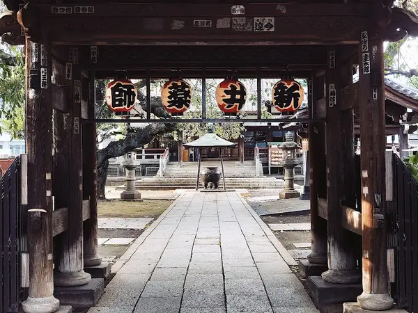 梅照院 (新井薬師)