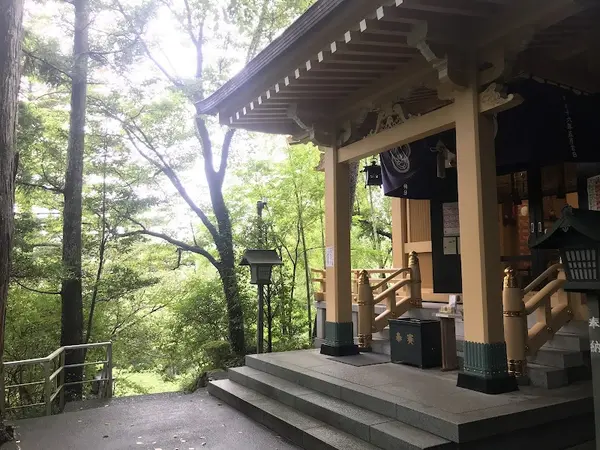 稲足神社
