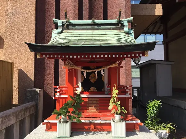 本社三島神社