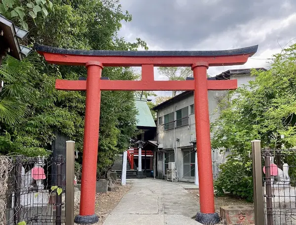 東山藤稲荷神社