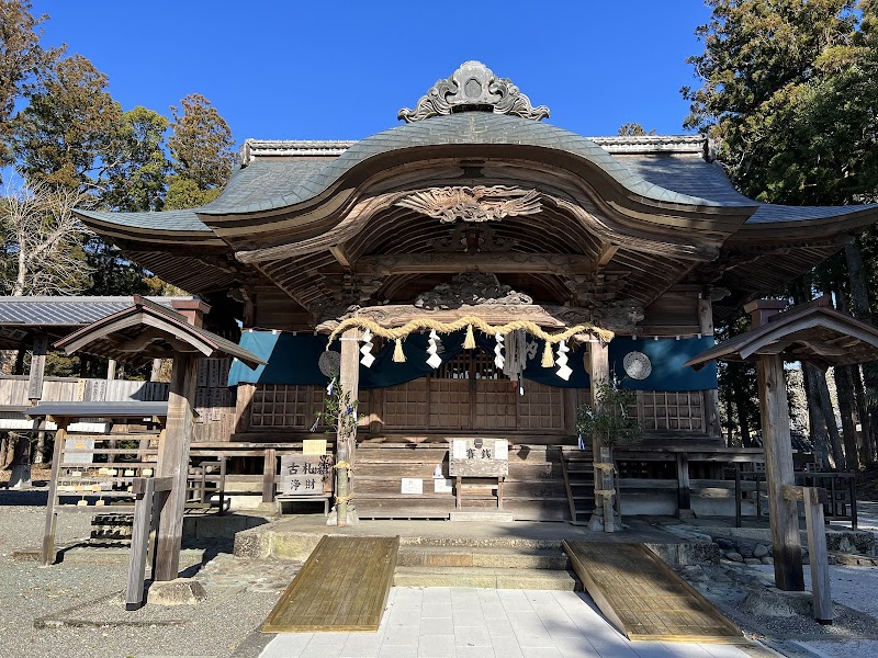 大川上美良布神社