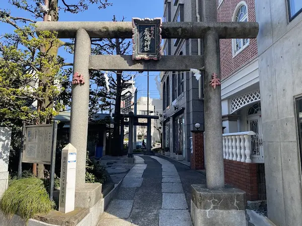 抜弁天厳嶋神社