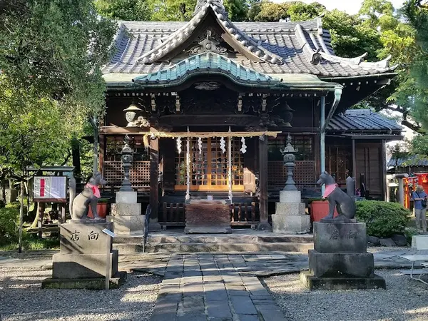 三囲神社