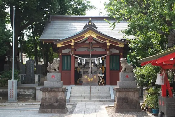 女塚神社
