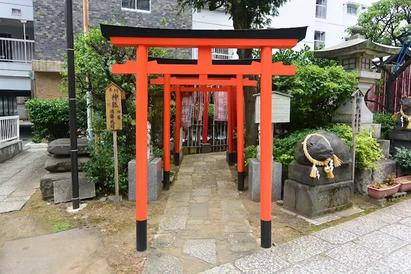 平河稲荷神社 (平河天満宮境内社)